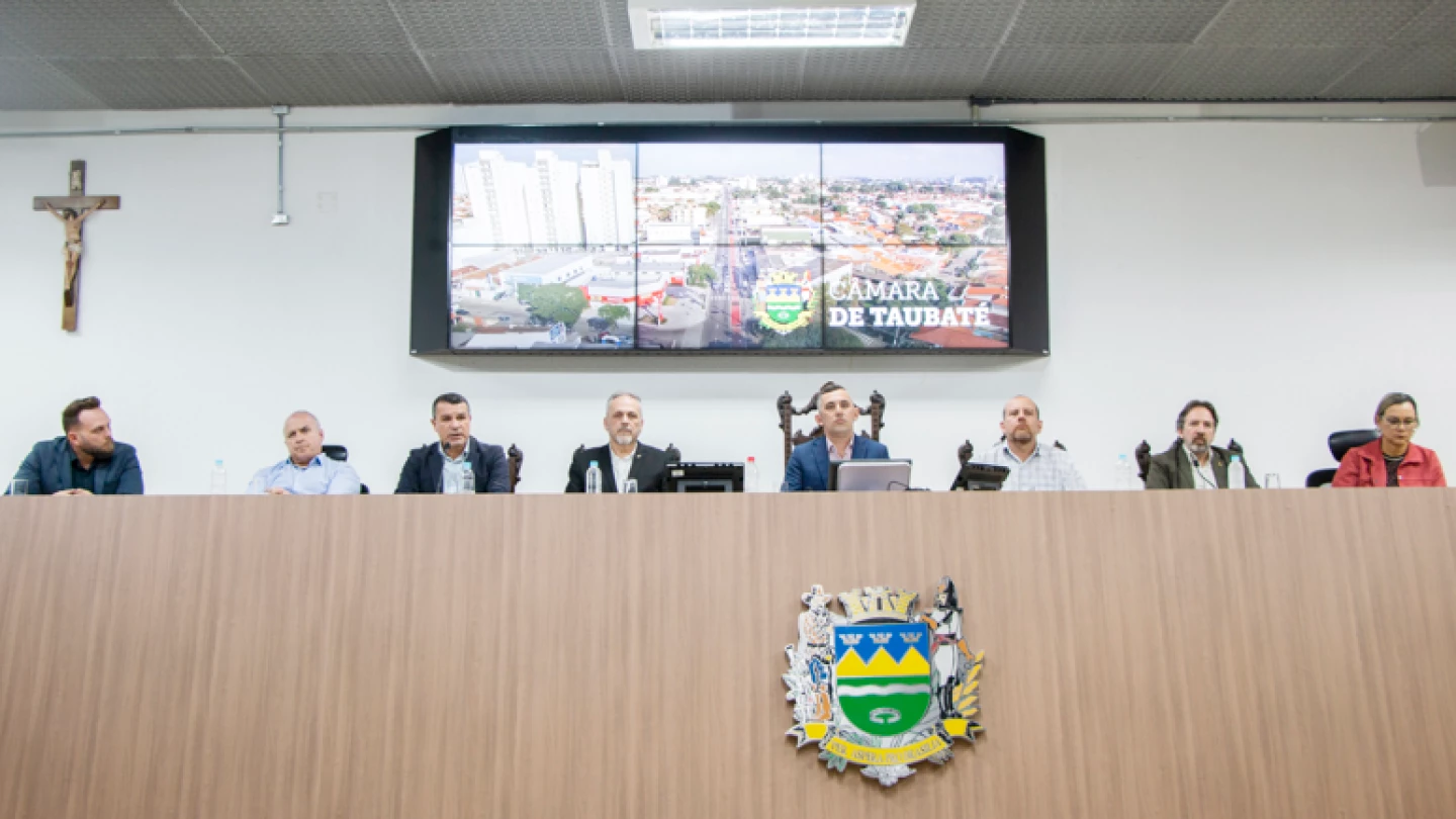 Audiência promove debate sobre políticas para idosos em Taubaté