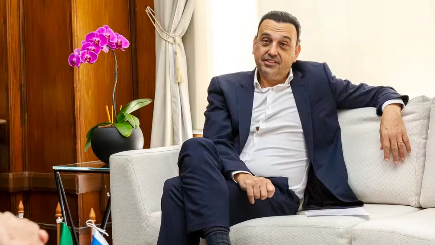 Prefeitos do Vale do Paraíba se reúnem com o vice-governador de SP em Taubaté