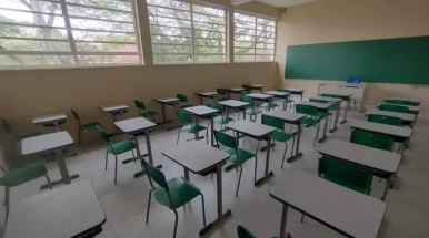 Mais de 30 escolas em Taubaté demandam adaptações para ter AVCB Mais de 30 escolas em Taubaté demandam adaptações para ter AVCB
