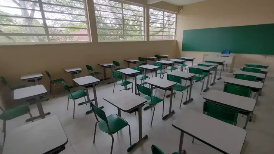 Mais de 30 escolas em Taubaté demandam adaptações para ter AVCB Mais de 30 escolas em Taubaté demandam adaptações para ter AVCB