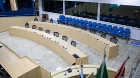 Câmara de Taubaté aprova validade indeterminada de laudos para pessoas com autismo