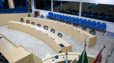 Câmara de Taubaté aprova validade indeterminada de laudos para pessoas com autismo
