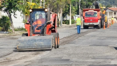 Taubaté: Prefeitura realiza serviços para recapeamento na avenida Dr Lycurgo Barbosa Querido