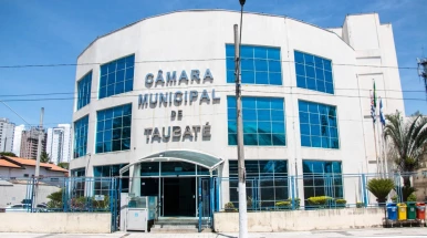 Vereadores de Taubaté derrubam vetos do prefeito Sérgio Victor (Novo) à Lei de Diretrizes Orçamentárias