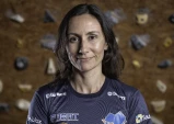 Atleta de Taubaté, Marina Dias busca bicampeonato no Mundial de Paraescalada