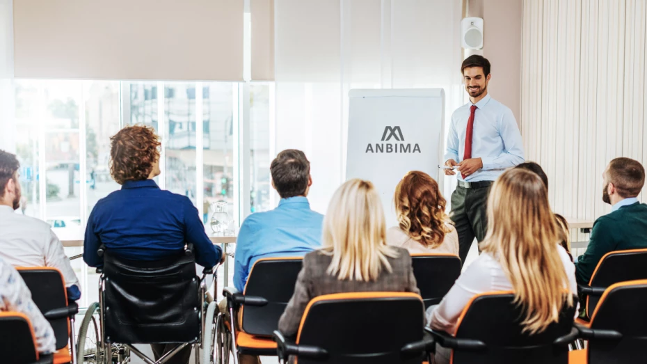 Cenaryum Cursos: Formação de Excelência em CPA-10 e CPA-20 para o Mercado Financeiro Cenaryum Cursos: Formação de Excelência em CPA-10 e CPA-20 para o Mercado Financeiro