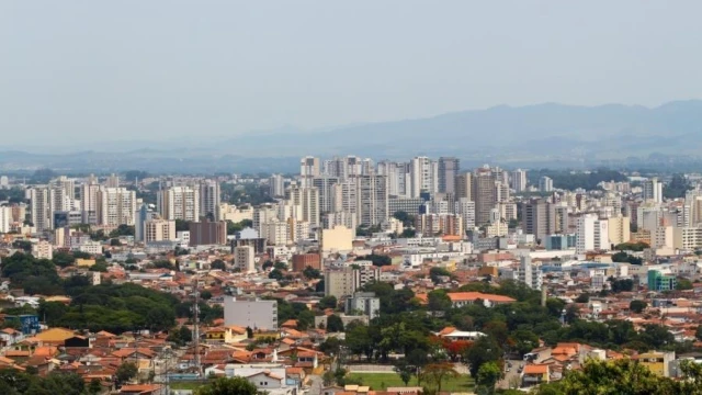 Taubaté aprova 34% mais projetos e reduz prazos de análise em até 60% em 2025