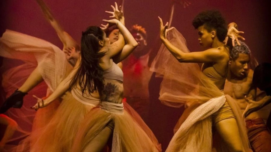 Balé da Cidade de Taubaté apresenta espetáculo Gala da Primavera no Teatro Metrópole