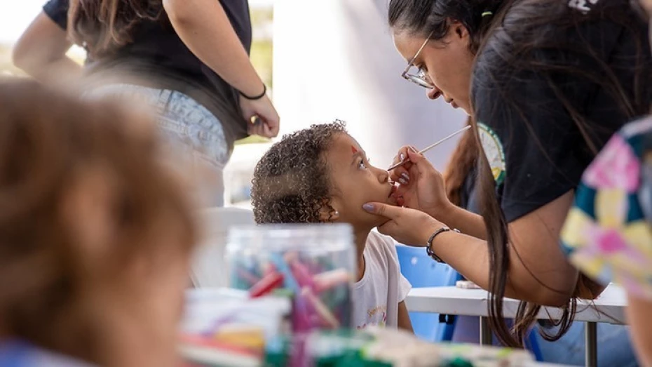 UNITAU leva serviços de saúde, educação e lazer ao Projeto Bairros Vivos neste sábado (27)
