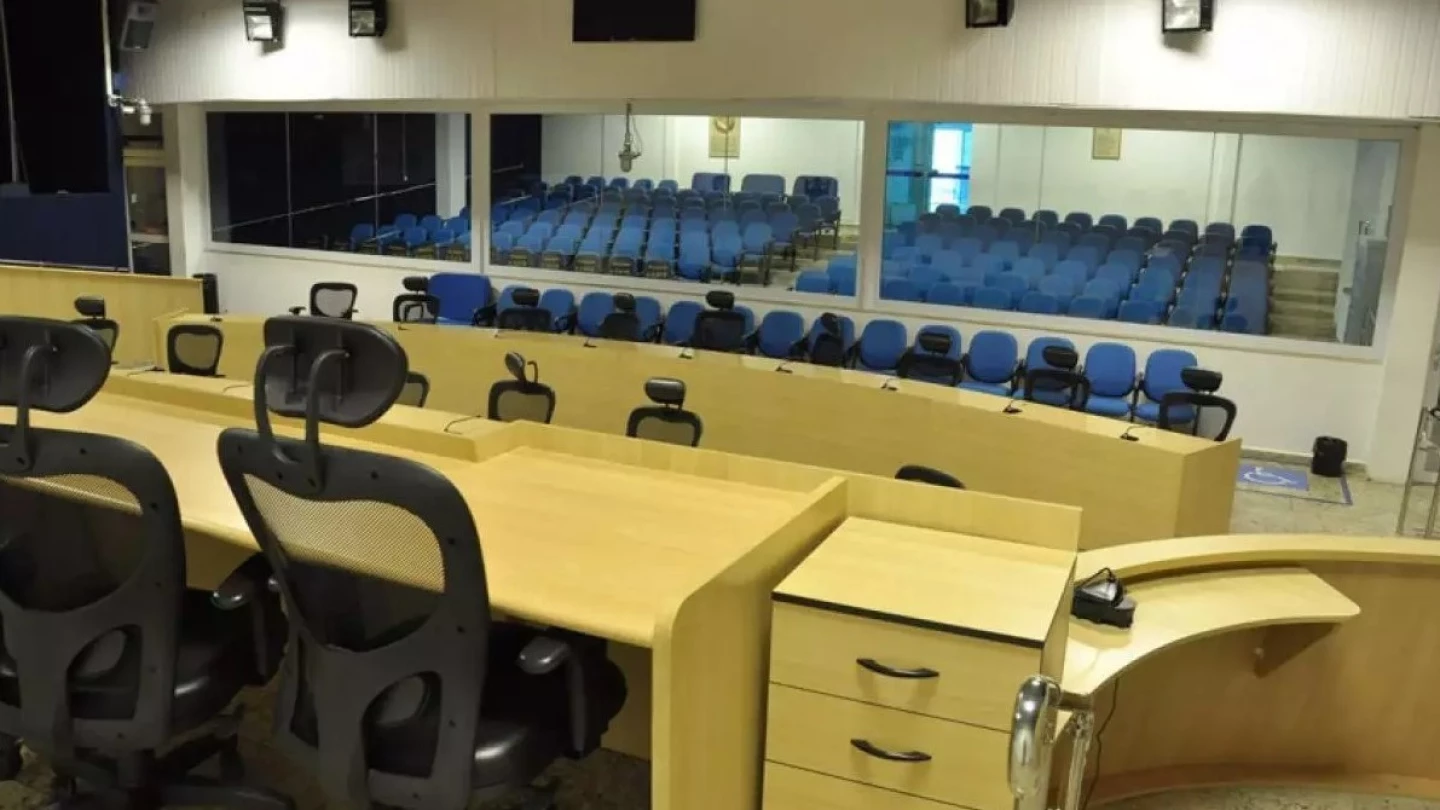 Câmara de Taubaté quer criar uma rádio oficial do Legislativo