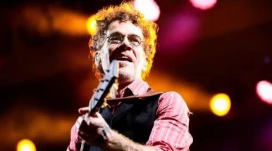 Nando Reis se apresenta no Sesi, em Taubaté, neste sábado (18) Nando Reis se apresenta no Sesi, em Taubaté, neste sábado (18)