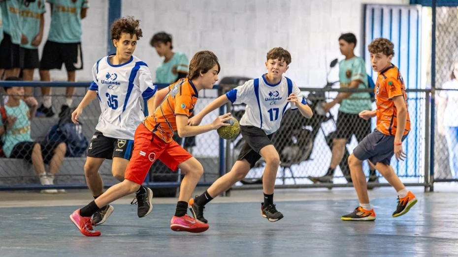 Prefeitura promove Jogos Escolares da Primavera, com participação de 30 escolas Prefeitura promove Jogos Escolares da Primavera, com participação de 30 escolas