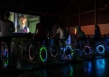Taubaté recebe cinema sustentável movido por bicicletas