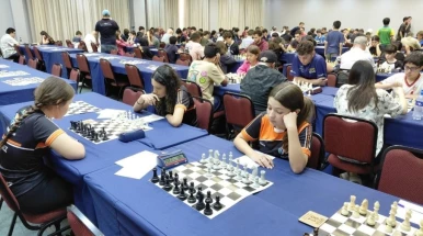 Aluna de 13 anos da rede municipal de Taubaté conquista bronze em competição internacional de xadrez Aluna de 13 anos da rede municipal de Taubaté conquista bronze em competição internacional de xadrez