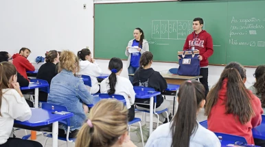 Mil candidatos participam da prova de Residência Médica 2026 da UNITAU neste domingo (26) Mil candidatos participam da prova de Residência Médica 2026 da UNITAU neste domingo (26)