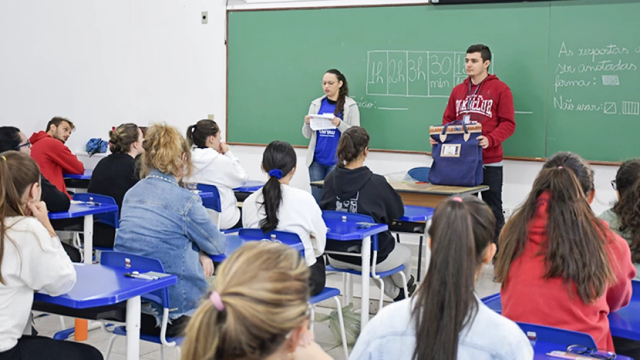 Mil candidatos participam da prova de Residência Médica 2026 da UNITAU neste domingo (26) Mil candidatos participam da prova de Residência Médica 2026 da UNITAU neste domingo (26)