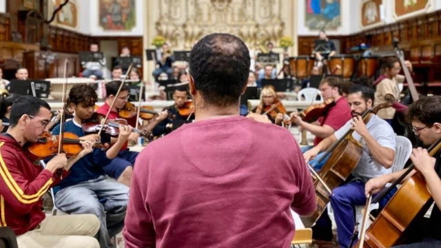 Orquestra Sinfônica Jovem realiza concerto gratuito na Catedral São Francisco das Chagas