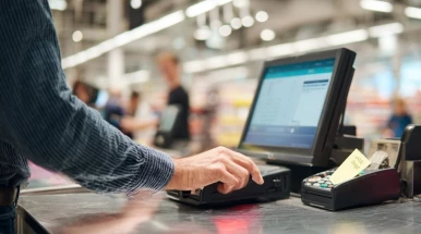 Rede de supermercado abre 112 vagas de empregos em Taubaté