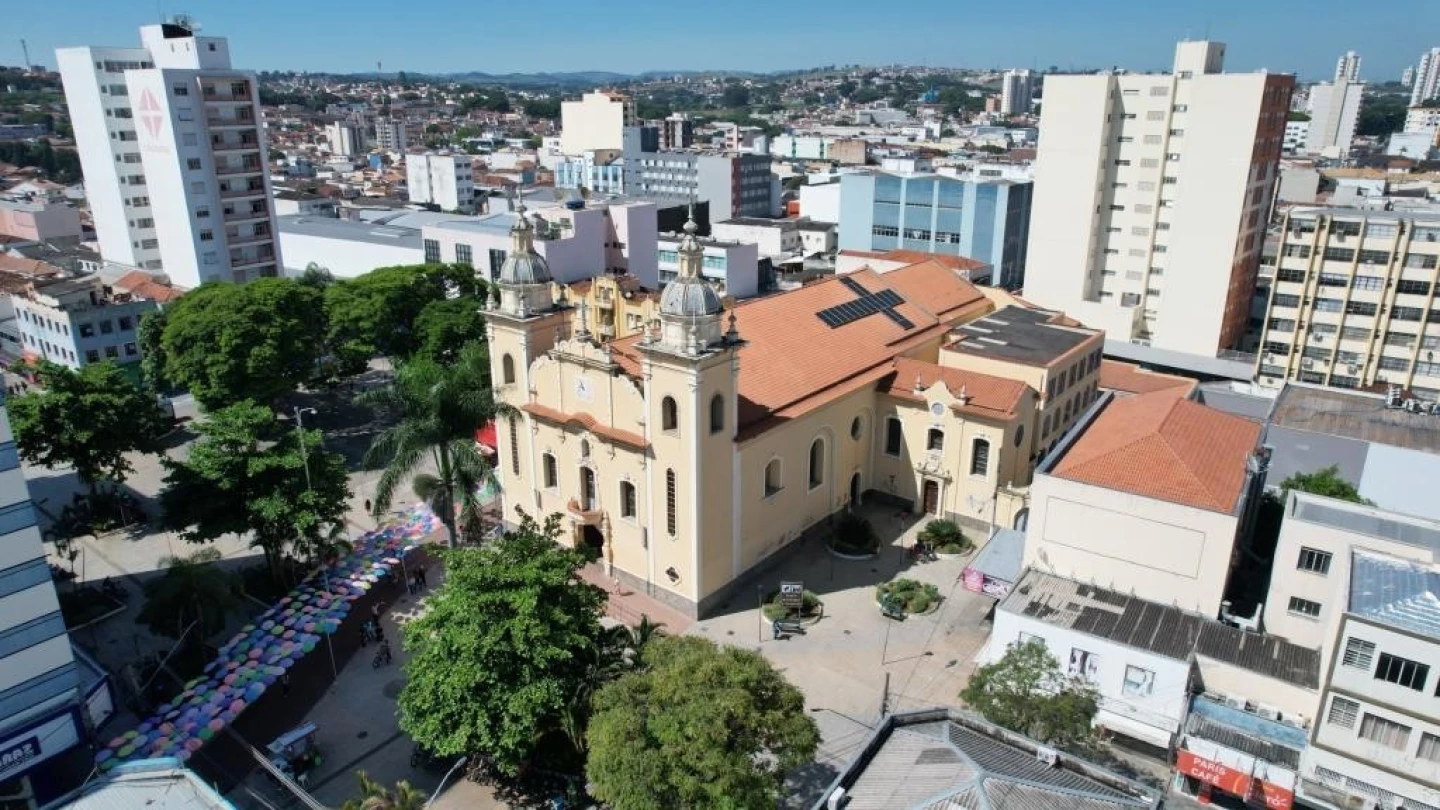 Taubaté realiza ação de combate à dengue na praça Dom Epaminondas