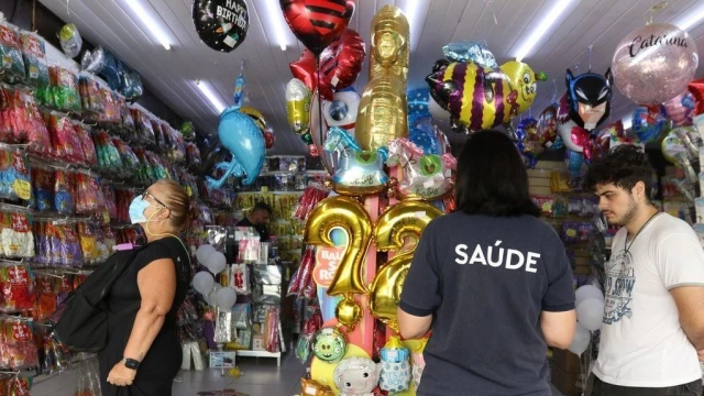Procon Taubaté orienta consumidores sobre os benefícios da compra presencial para o controle financeiro