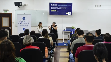 UNITAU celebra 30 anos do Mestrado em Linguística Aplicada e abre inscrições para a turma de 2026