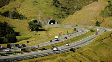 Trecho da rodovia Carvalho Pinto vai passar por obras a partir desta segunda-feira (24)