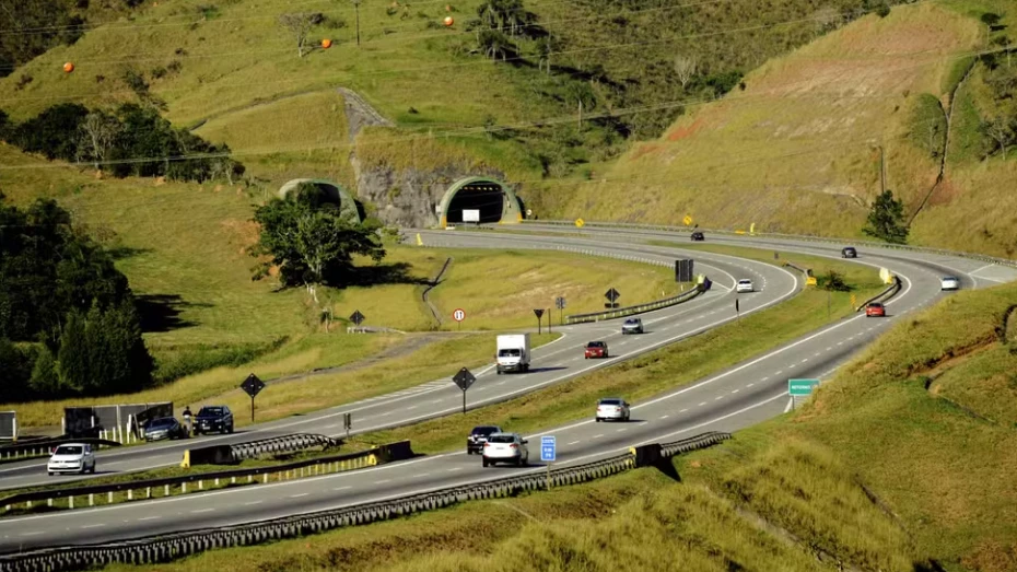 Trecho da rodovia Carvalho Pinto vai passar por obras a partir desta segunda-feira (24)