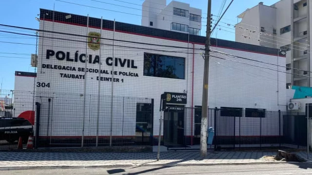 Homem é condenado a 26 anos de prisão por assassinato de jovem em adega, em Taubaté