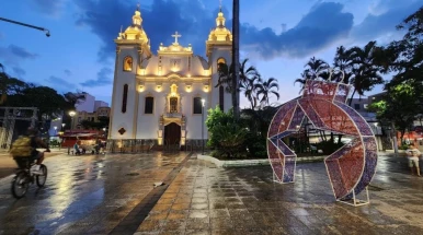 Taubaté terá programação especial de Natal e aniversário, com horário estendido do comércio em dezembro