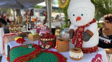 Escola Municipal do Trabalho realiza feiras de produtos de Natal
