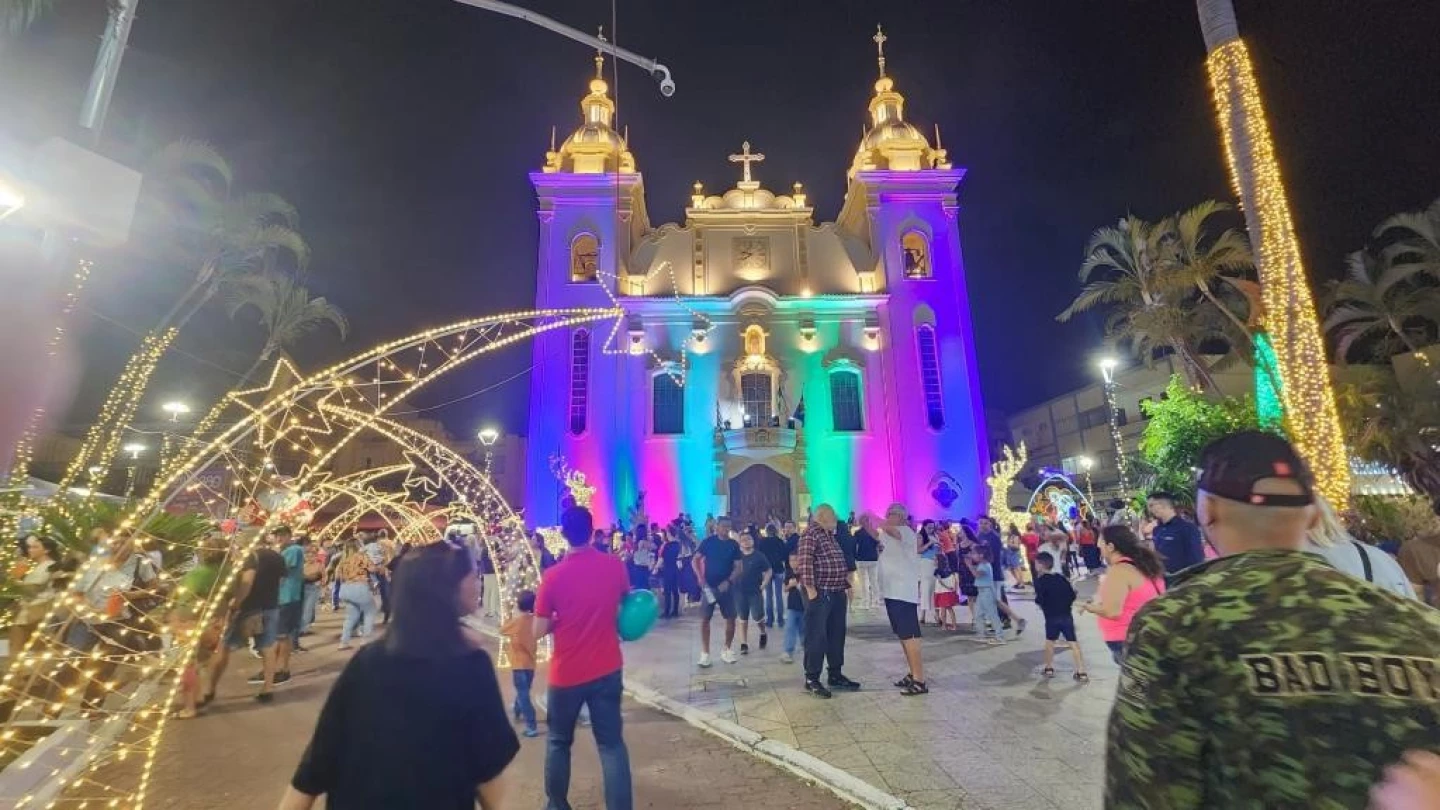 Prefeitura amplia programação do ‘Natal Iluminado’ com mais atrações na Praça Dom Epaminondas 