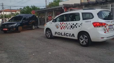 Homem é morto a tiros e outros dois ficam feridos ao serem baleados no bairro Gurilândia, em Taubaté