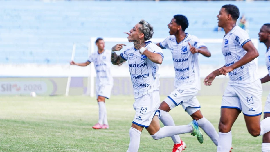 Com dois gols de pênalti, Taubaté vence na estreia da Copinha