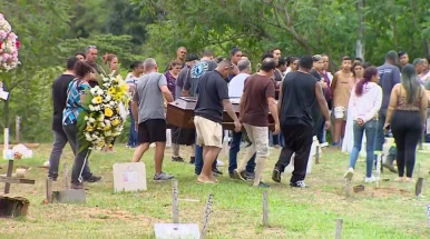 Suspeito de matar mulher em Taubaté não aceitava fim do relacionamento, afirma tia da vítima