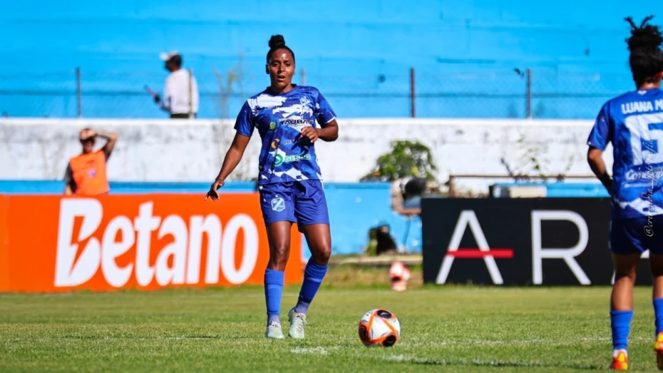 Jérika renova com a AD Taubaté