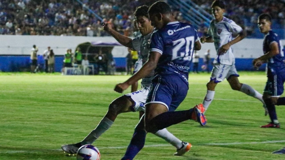 Taubaté perde para o Águia de Marabá e se complica na Copinha