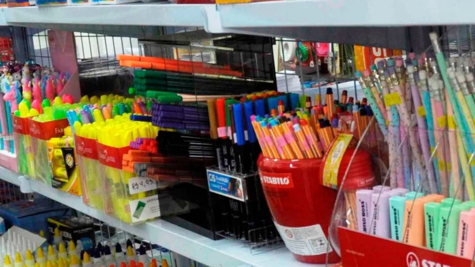 Preço de material escolar pode variar quase 300% em Taubaté e São José