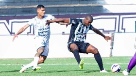 Taubaté, com um a menos, empata com a Inter em Limeira