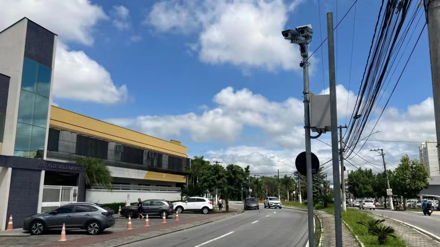 Pelo 2º ano seguido, radar na Av. Itália é o que mais aplica multas em Taubaté