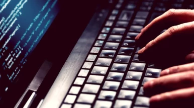 Escola do Trabalho tem inscrições abertas para curso gratuito de Cibersegurança