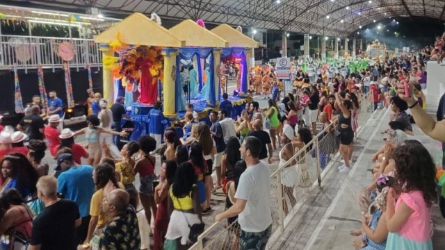 Carnaval em Taubaté tem volta de desfile na Avenida do Povo, matinês no sítio e festa no Quiririm