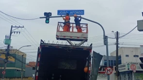 Taubaté: Prefeitura instala mais de 100 placas na primeira etapa de projeto para identificação de cruzamentos