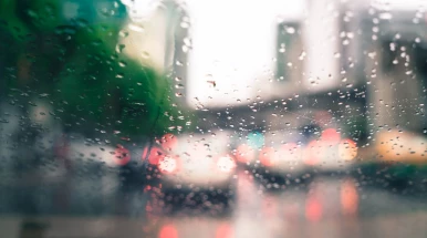 Frente fria provoca semana chuvosa no Vale do Paraíba