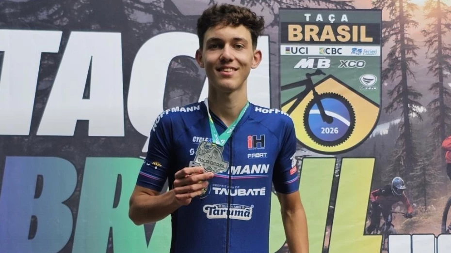 Ciclista de Taubaté conquista medalha de prata em estreia na Taça Brasil de Mountain Bike