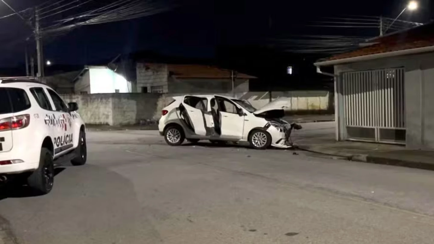 PM morre e dois policiais ficam feridos após viatura capotar durante perseguição em Taubaté