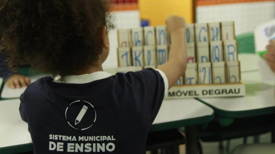 Funcabes abre processo seletivo com 740 vagas e salários de até R$ 4,4 mil em Taubaté