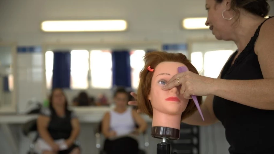 Escola do Trabalho de Taubaté abre inscrições para mais de 100 vagas