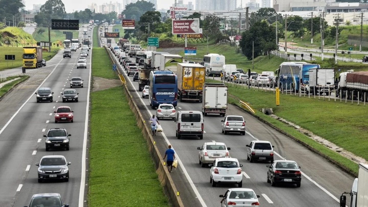 Volta do feriado de Tiradentes deve provocar trânsito intenso nas estradas do Vale e região