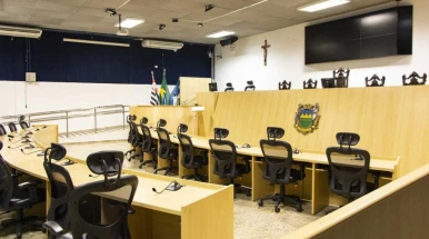 Câmara de Taubaté reagenda oitiva de gestora da Saúde para 30 de abril