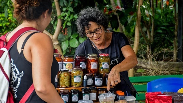 Feira da Agricultura Familiar da UNITAU passa a ser semanal em frente ao Campus Bom Conselho